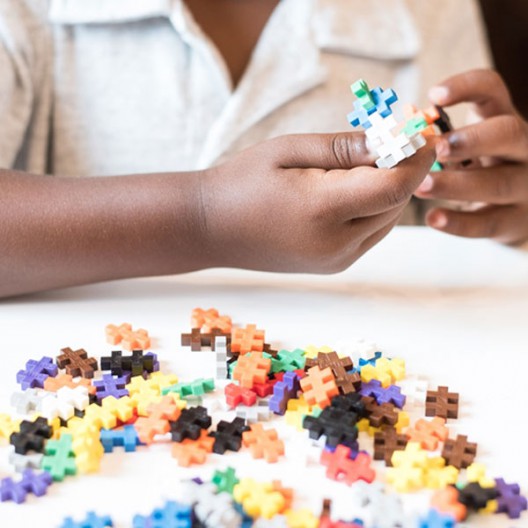 plus-plus-tubo-mini-basic-100-piezas-colores-basicos-juguete-de-construccion (2) plus plus tubo mini basic 100 piezas colores basicos juguete de construccion 2